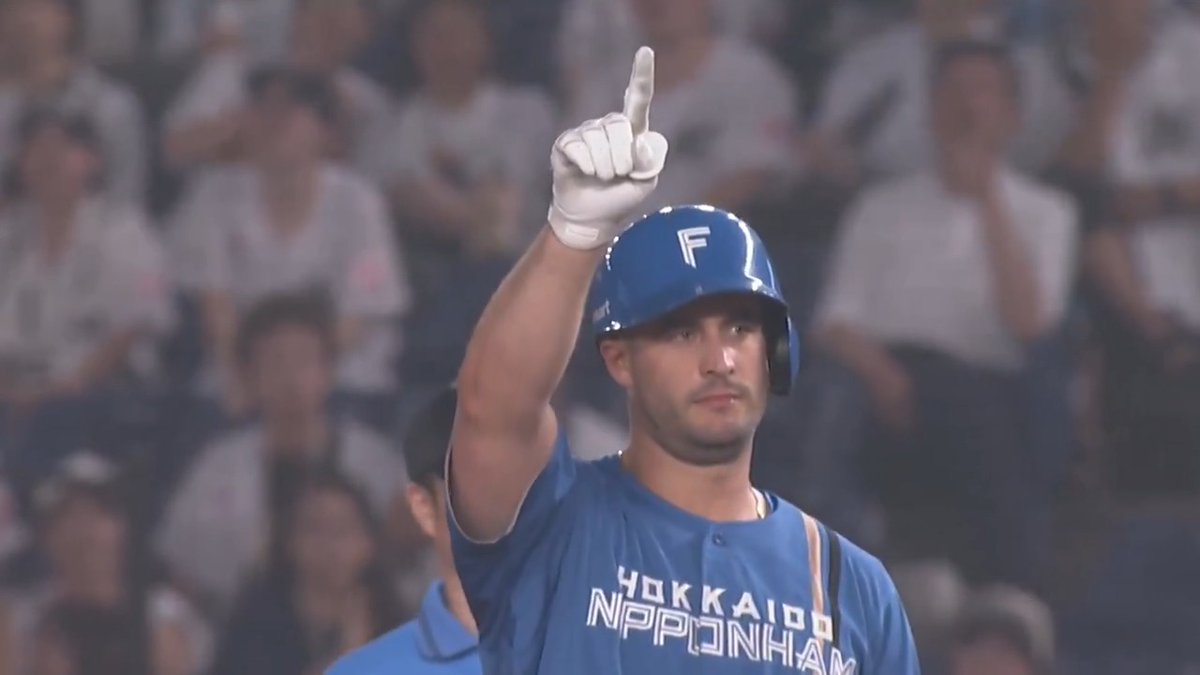 勝負強い一打✨ 北海道日本ハム代打 マルティネス 選手の勝ち越しタイムリーヒット👏 👇ライブ配信はこちら
