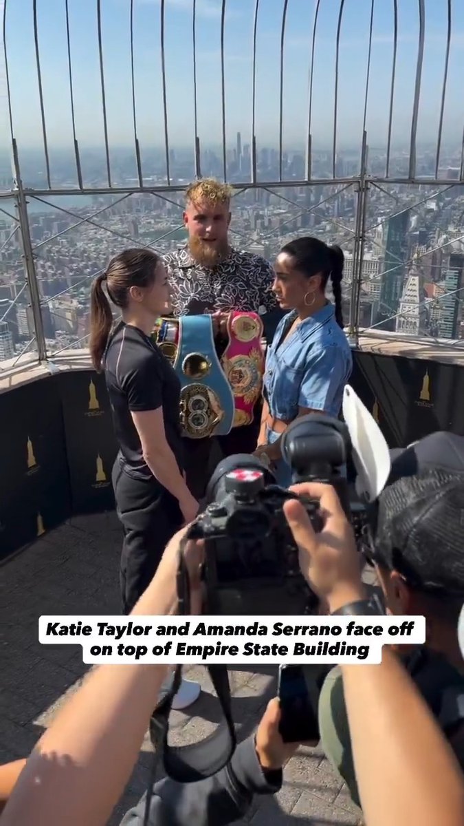 Katie Taylor and Amanda Serrano face off on top of the Empire State Building 🥊🌇 #taylorserrano