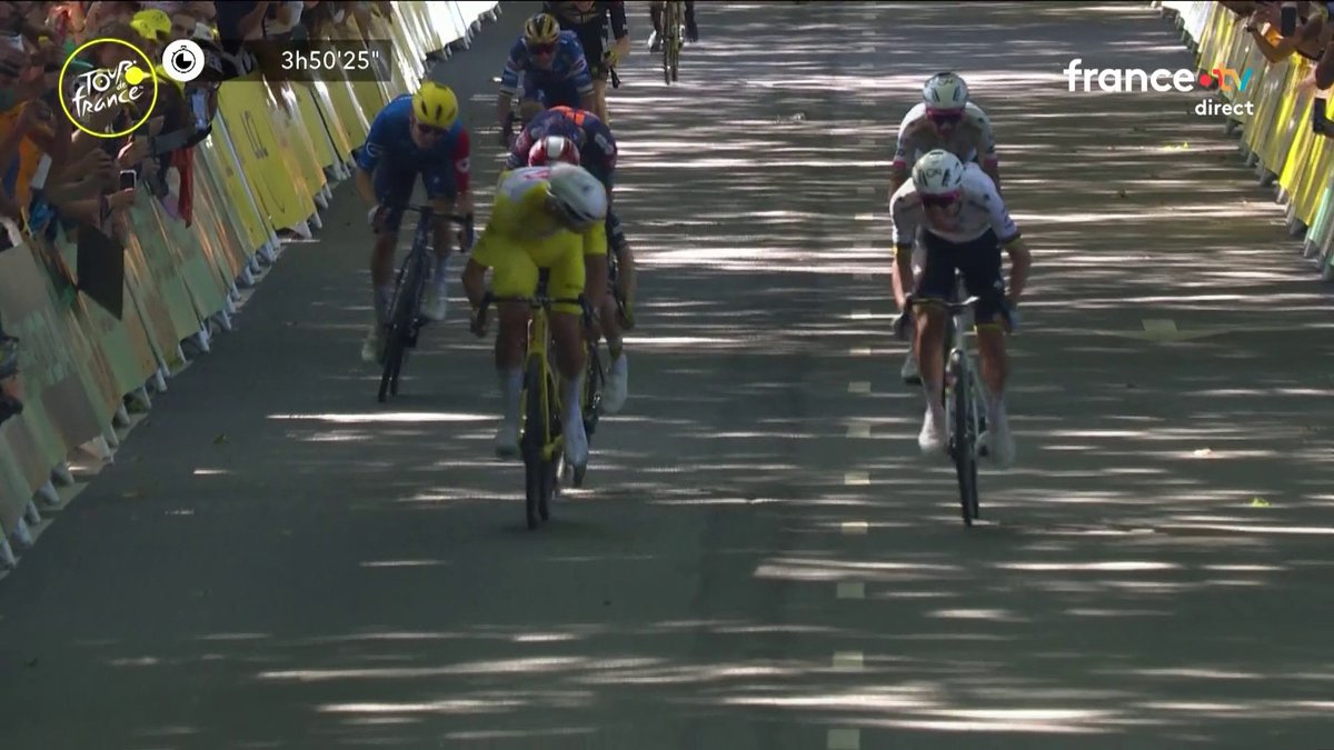 🚴‍♂️ #TDF2025 | 💥 VICTOIRE DE TADEJ POGACAR SUR LA QUATRIÈME ÉTAPE ! 📺 Suivez notre direct :