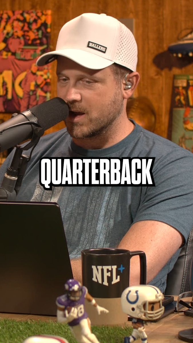 YOU HEARD IT... Jason is Pro-Rodgers 👏 🎉 Do NOT book mark this post and tag Jason every time Aaron Rodgers does anything positive during the 2025 season... That would not be funny... 👀