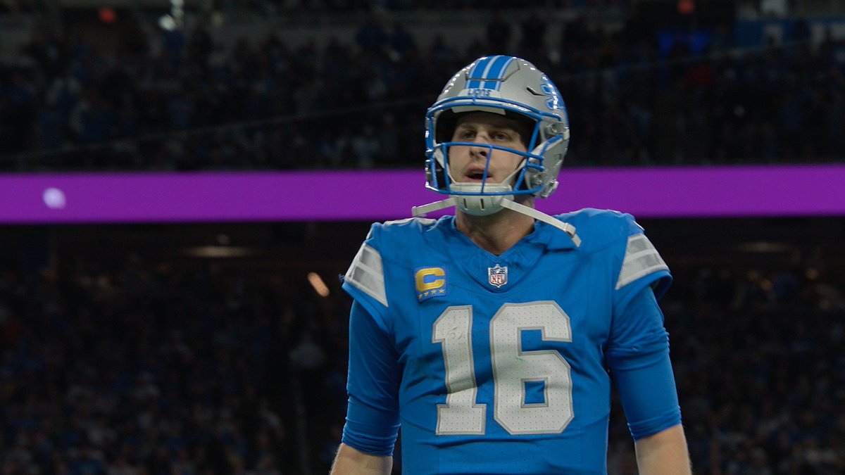 “You’re not supposed to be able to throw the ball this well in the cold.” 🤣 Jared Goff mic’d up is GOLD 🍿 Quarterback Season 2 is now playing.