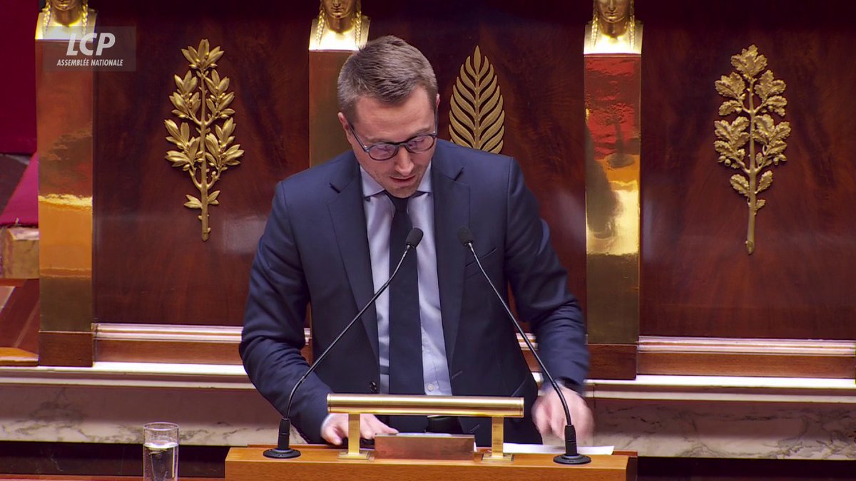 Grisé par son succès sur la loi pour les empoisonneurs, le bloc bourgeois s’attaque maintenant à l’extension de la rétention sans procès des étrangers à 210 jours C’est toujours pas ça qui va nous donner des fins de mois moins indignes