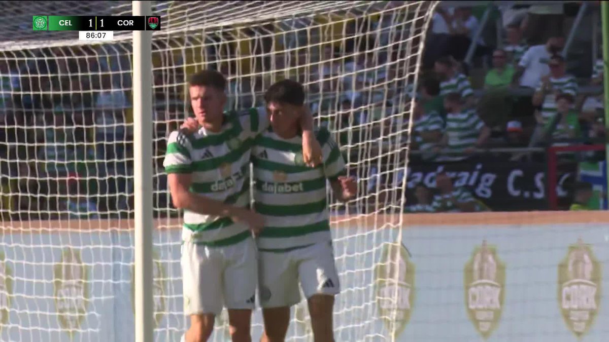And Celtic Football Club go 2-1 up late on! 🍀 Donovan's header looks likely to secure the Cork Super Cup for Brendan Rodgers' men 🏆