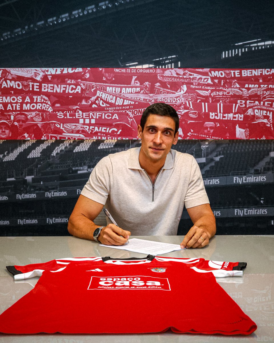 ✍️ Ivan Baptista é o novo treinador do #SLBenficaFem! Bem-vindo! 🦅