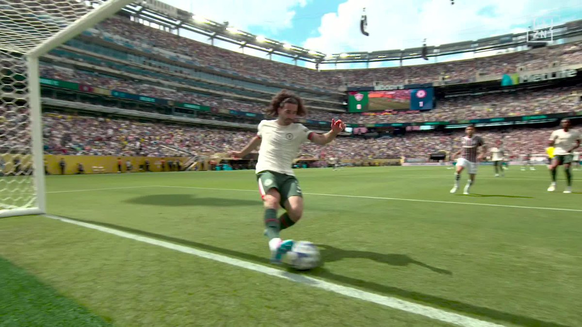 ¡ACCIÓN SALVADORA DE CUCURELLA PARA SACARLA SOBRE LA LÍNEA! ¡Qué cerca lo tuvo Fluminense! 😮 @FIFACWC | Todos los partidos gratis en