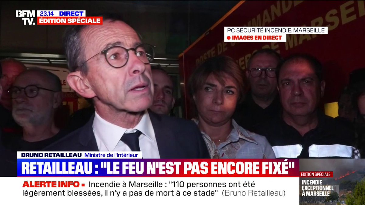 Incendie à Marseille: Bruno Retailleau souhaite "commander deux nouveaux" Canadair