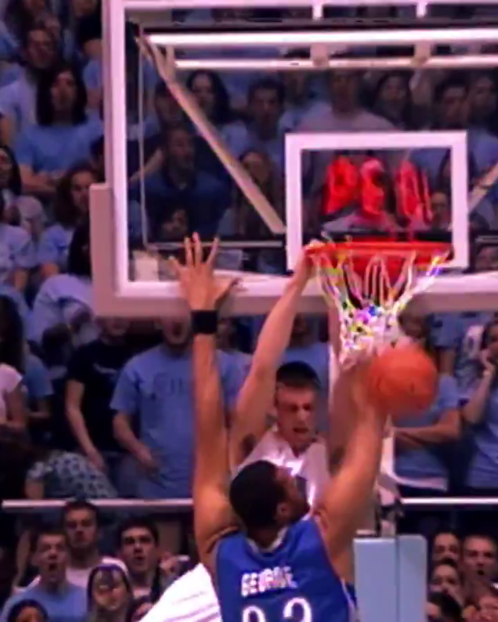 That time 6'9" Tyler Hansbrough dunked over 7'7" Kenny George 🤯 Carolina Basketball | #ACCNTakeover