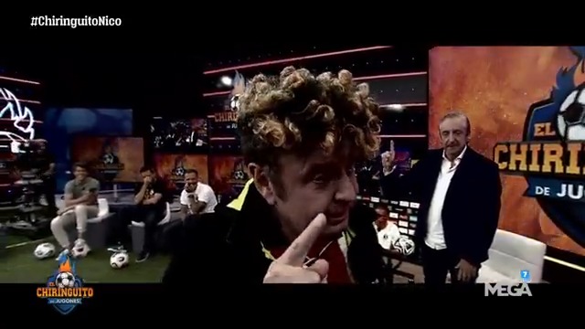 😂 EL MÁS GRANDE ENTRE LOS GRANDES. 🦁 ¿Nicolas Williams? ¿O Juanma Rodríguez 🇪🇦? Réplica histórica a la 'presentación' de Nico Williams de LLUíS CARRASCO en 'Sólo para culés'.