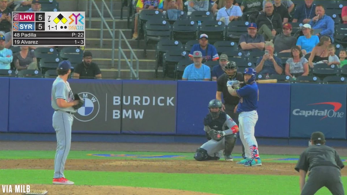 Francisco Alvarez with a go-ahead RBI single for Triple-A Syracuse!