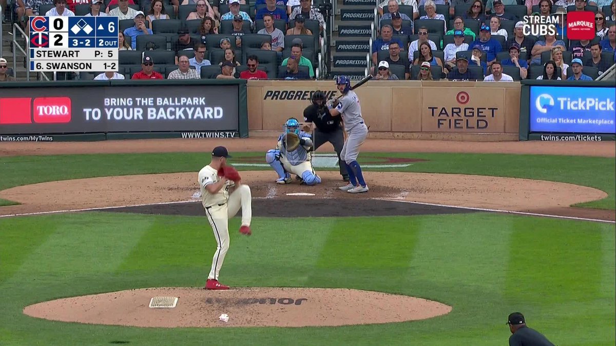 Dansby Swanson strikes out to end the inning with runners at the corners.