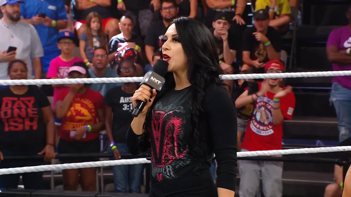 LA PRIMERA. 😈 Stephanie Vaquer wants EVERYONE to know that she will be the winner of the WWE Evolution Battle Royal!