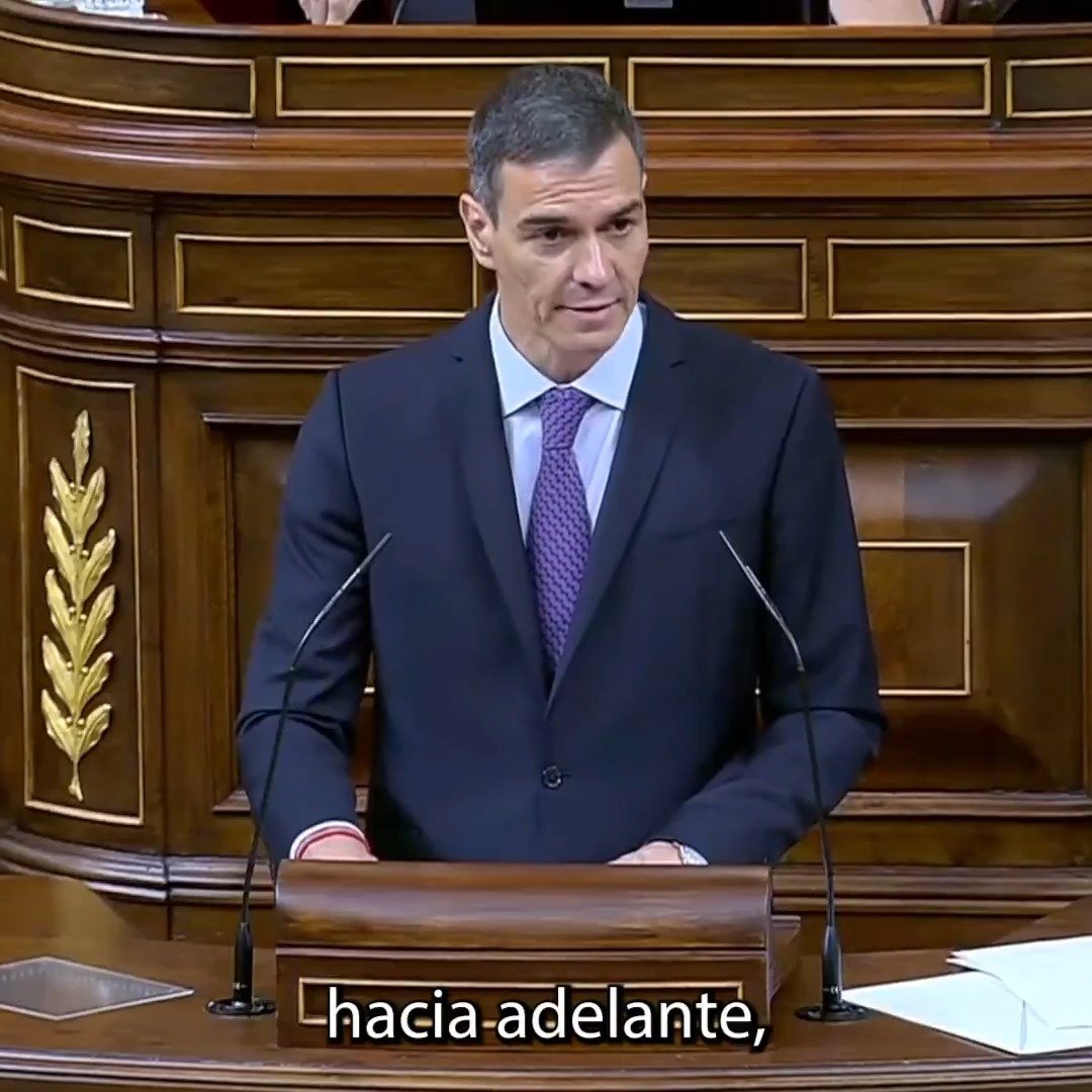 Vamos a superar la crisis de corrupción. Con hechos y medidas que fortalecerán nuestra democracia. Con acción y coherencia, no dando pasos a un lado. Afronto este reto con determinación y humildad. Caminando hacia adelante. Siempre hacia adelante.