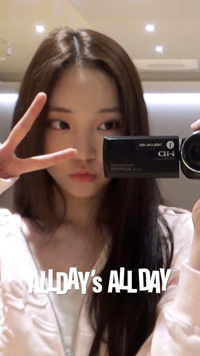 ALLDAY’s ALL DAY ‘영서의 출근길 메이크업 도전기 (YOUNGSEO's On-The-Go Makeup)’ | ALLDAY PROJECT 🔗 #ALLDAYPROJECT #ADP #올데이프로젝트 #YOUNGSEO #영서 #ALLDAYsALLDAY #올데이스올데이 #THEBLACKLABEL #더블랙레이블