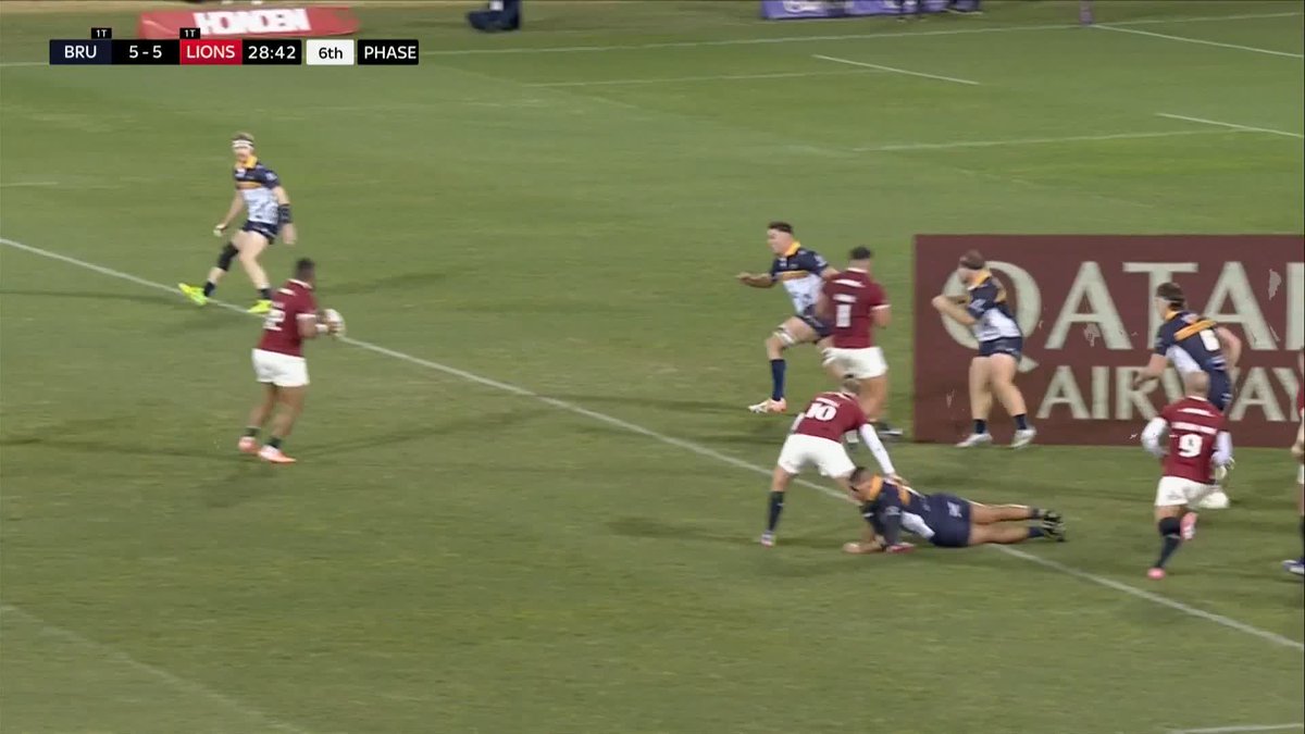 Small but crucial part of knowing your centre partner - look at Aki holding his pass, just a beat, to set Ringrose away 👊 That's the game-breaker and slick passing gets them home