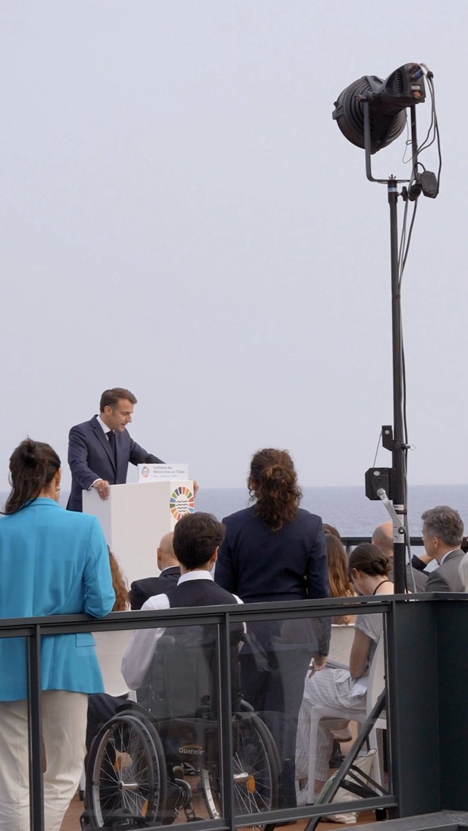 🗣️ « On va continuer cette mobilisation, au quotidien. » Il y a un mois, jour pour jour, se tenait l’#UNOC3 à Nice 🌍 À cette occasion, on a suivi Nabil Medaghri Alaoui, rédacteur Océans à France Diplomatie 🇫🇷🇪🇺 🌊 🎥 Une journée au rythme de la diplomatie environnementale, côté coulisses.