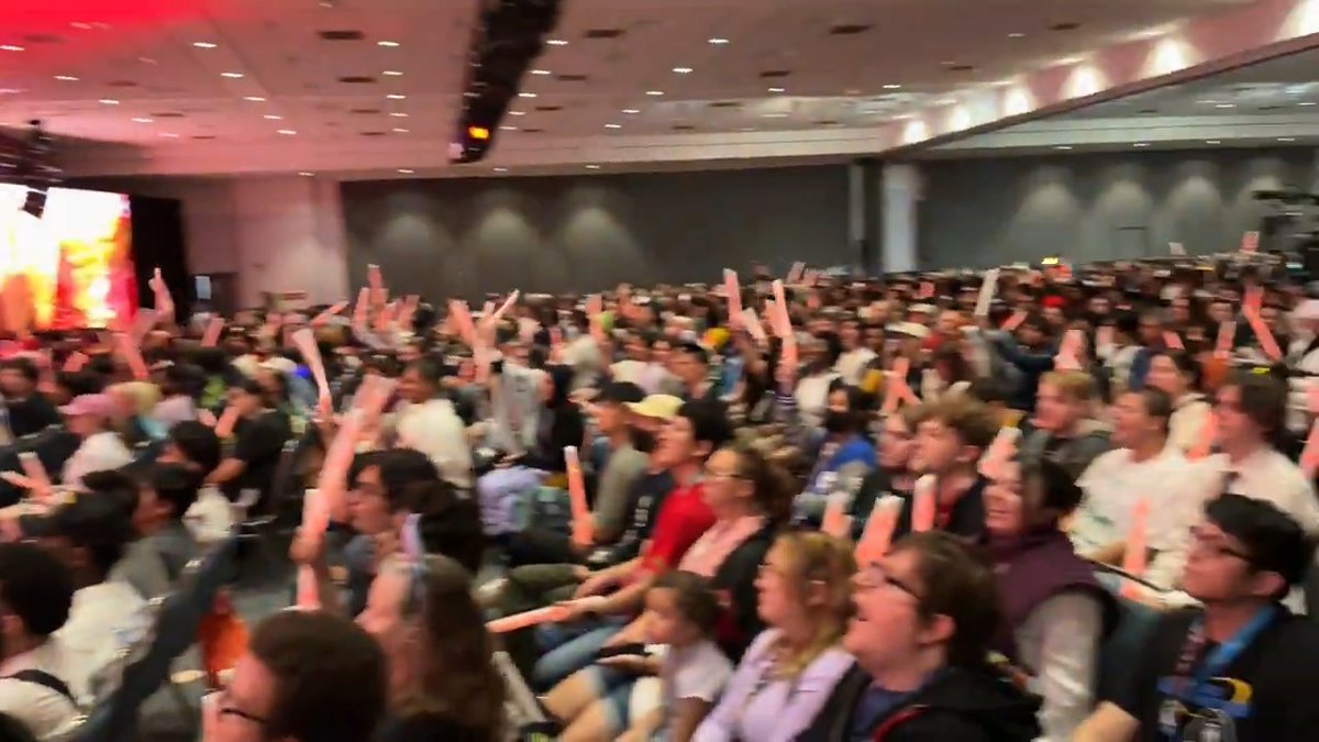 ◈♢━━━━━━━♢◈ Audience Reaction ◈♢━━━━━━━♢◈ #AnimeExpo2025 にて「黄泉のツガイ」 TVアニメ化を解禁しました。 ▼特報 ▽公式サイト #AnimeExpo #AX2025 #黄泉のツガイ #ヨミツガ