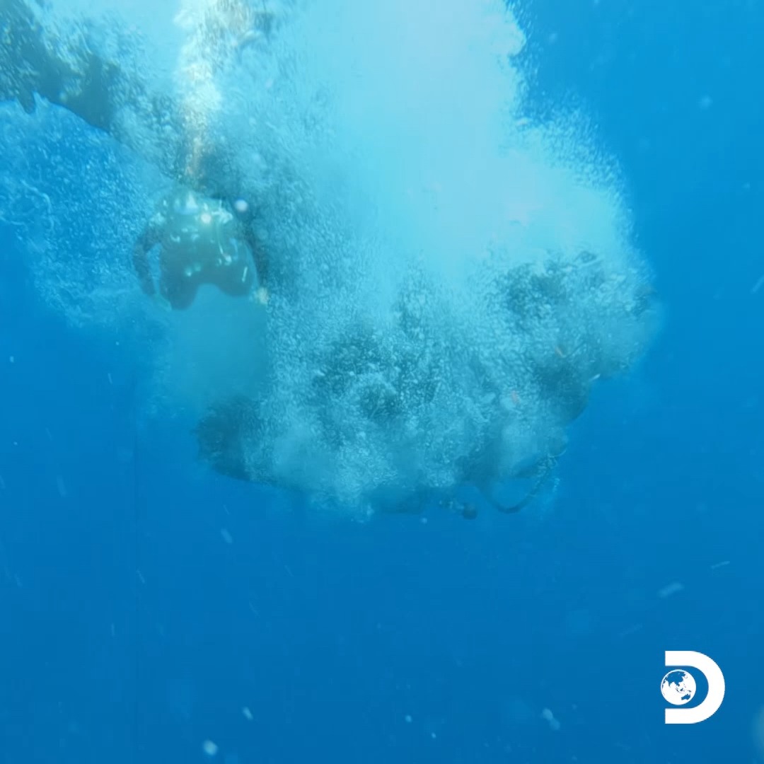 Josh chases the truth and treasure in a mysterious Greek sea passage on #ExpeditionUnknown, tonight at 9p on Discovery!
