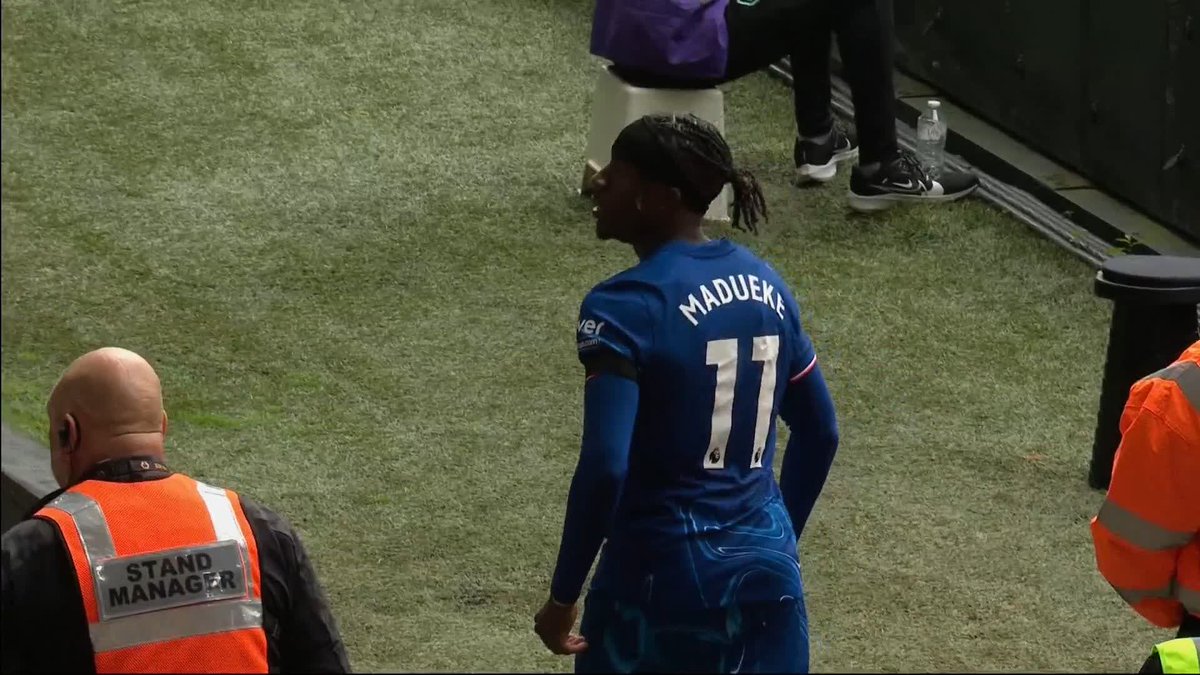 🗣️ "This one is developing" Arsenal are in talks with Chelsea over signing forward Noni Madueke 🔴