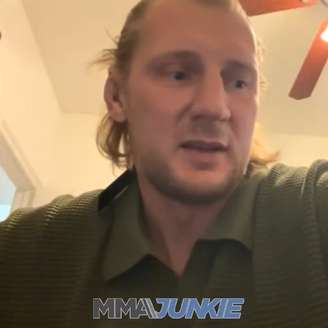 Alexander Volkov is ready to make his UFC title push now that Jon Jones has retired and allowed the division to move on. "It's time to come back, to have a good fight, and maybe after, fight for the belt." (via Nolan King)