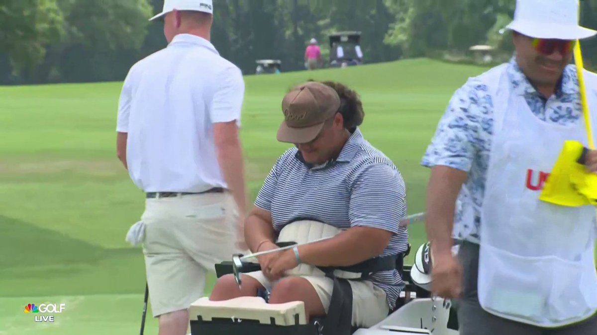 That's called finishing in style! 🦅 Max Togisala rolls in an eagle on 18 to card a 71 and win the Seated Player category by more than 20 strokes.