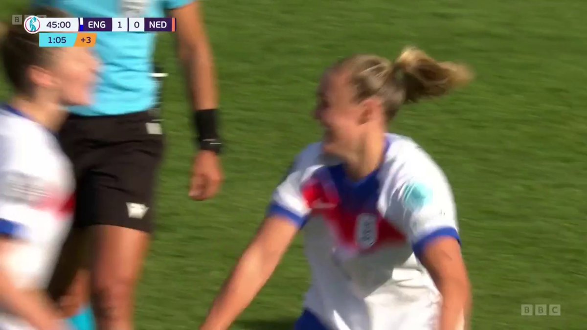 GOAL! GEORGIA STANWAY! 🔥 A perfect end to the first 45 minutes for England. #WEuro2025 #BBCFootball