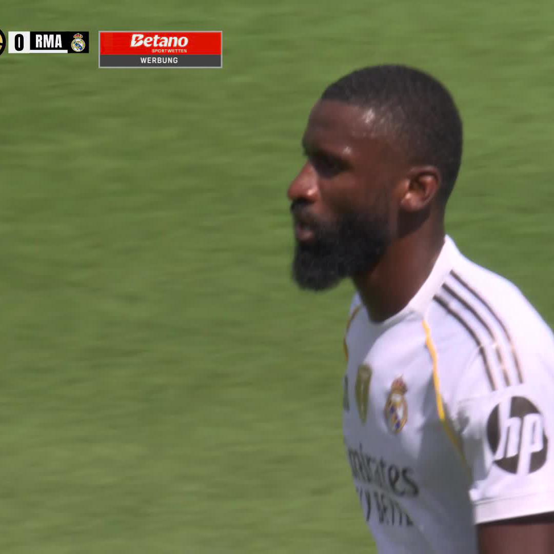 Rüdiger mit dem Riesenbock und Dembele eiskalt #DAZNmoment #FIFACWC #TakeItToTheWorld