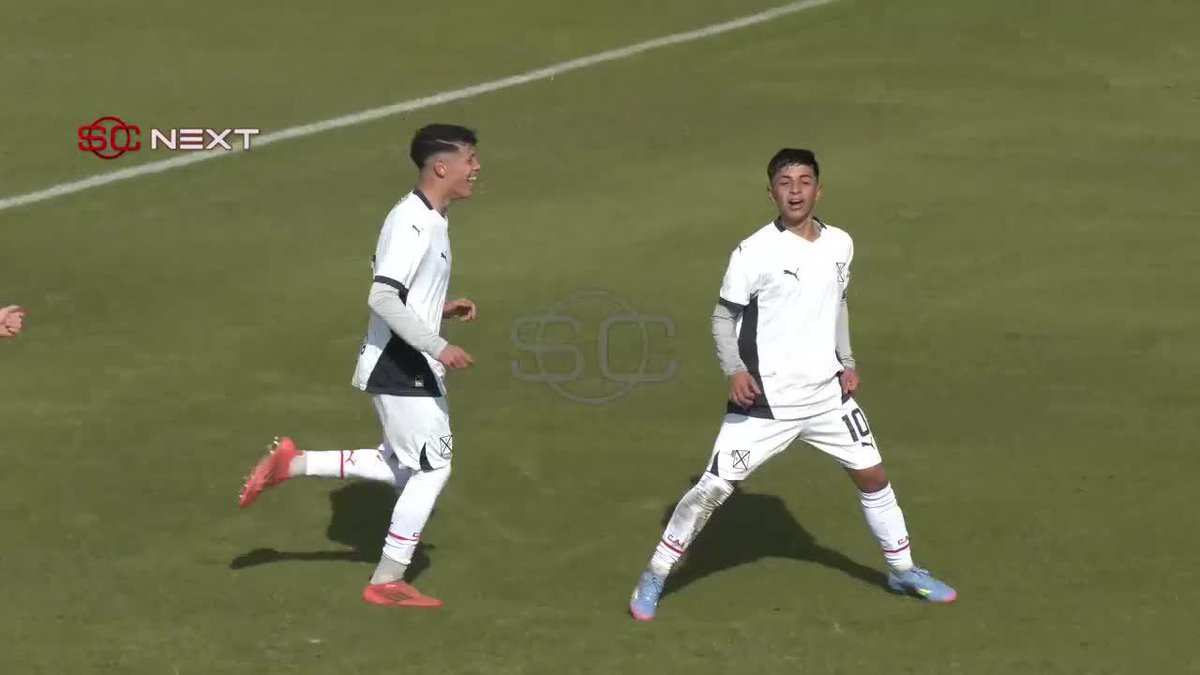 ATENCIÓN MUNDO INDEPENDIENTE: el partidazo de Thiago Verón (camiseta 10, enganche zurdo) vs. Defensa y Justicia en la Octava División 🔥 ¿El principal detalle más allá de sus movimientos? Los dos golazos... ⚽ #SCNext
