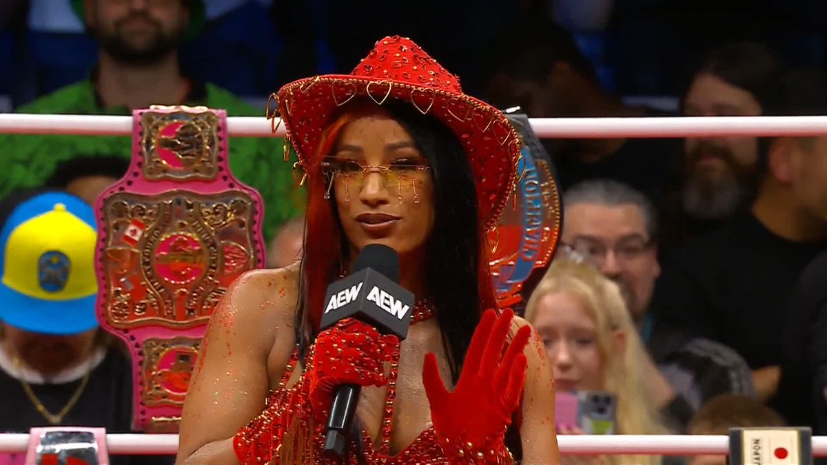 The CEO, Último Moné, wants to keep it civil, but AEW Women's World Champion "Timeless" Toni Storm isn't buying it! Watch #AEWDynamite LIVE on TBS &amp; HBO Max