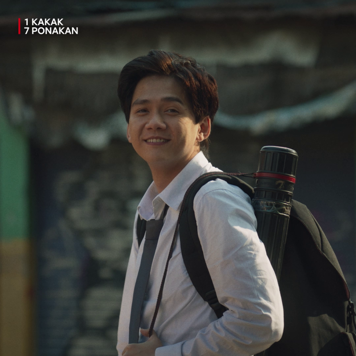 Cuma scene dadah-dadah biasa aja kok... 🙂😐🙁☹️😢😭 Film 1 Kakak 7 Ponakan UDAH MASUK NETFLIX!