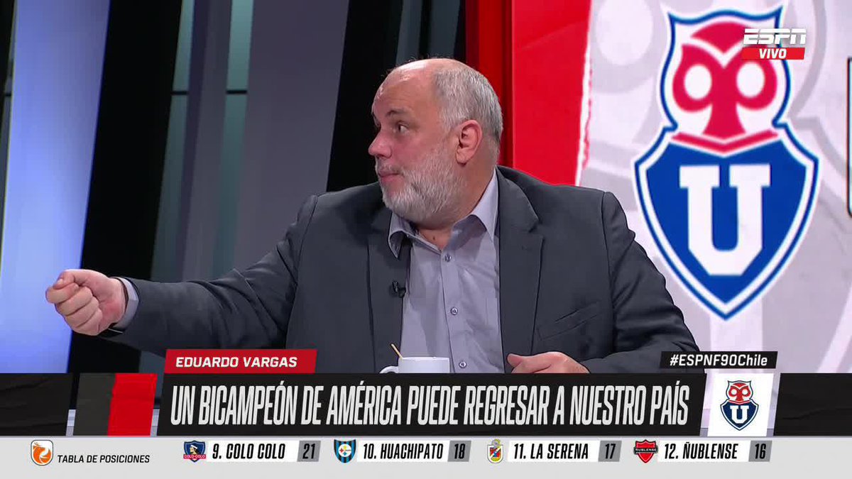 Tremendo lo que cuenta Sebastián Esnaola sobre Iván Zamorano en Colo-Colo. El delantero no aceptaba los cheques de $110.000 pesos, su intención siempre fue jugar gratis en el club de sus amores.