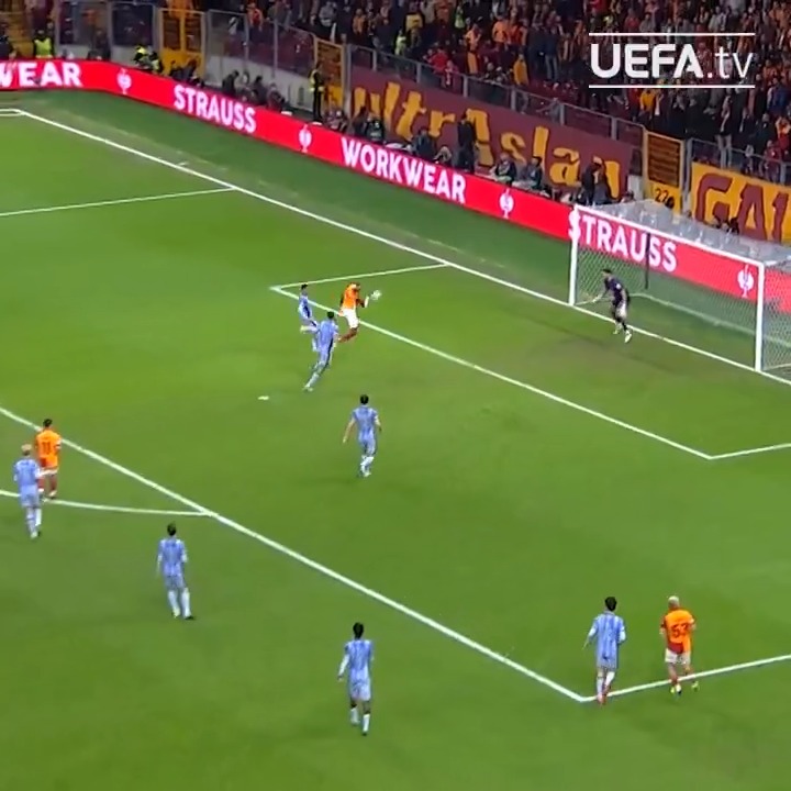 The Osimhen stretch 😤 Galatasaray SK | #UEL
