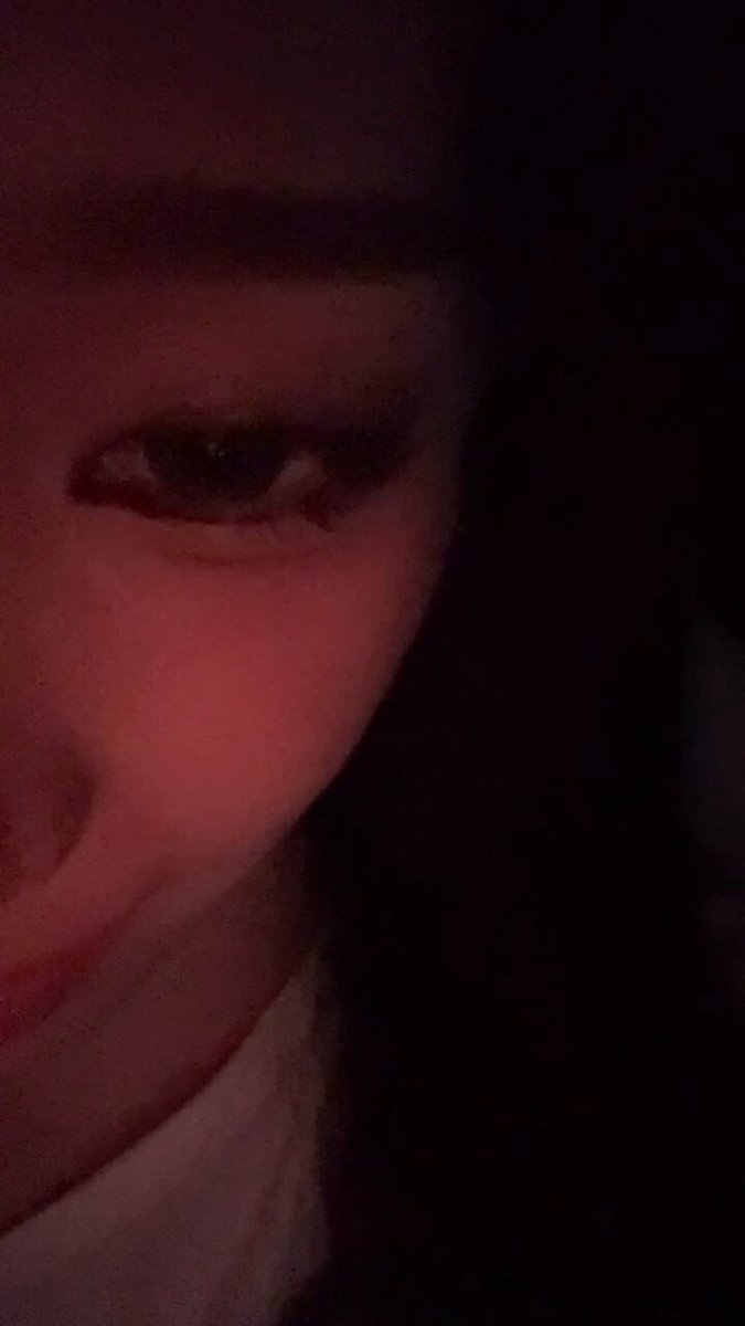 💙💭 250710 [8:15pm KST] “Heonggggg what is this ㅜㅠㅠㅠㅠㅠ I really wasn’t expecting it but you’re making me so touched again like this…” (Full text in pic) +vid (T/N: She’s playing “You’ve Touched My Heart”) “What is this” “This video is somewhat making me speechless”