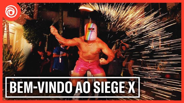 A Party X chegou com tudo! 🎉🔥 Já imaginou os Operadores do Siege fazendo a festa de um jeito insano? Eles destruíram a casa toda pra comemorar o 1º mês do Siege X e você é nosso convidado! Chama o squad e vem curtir essa vibe com a gente. O Siege X tá ON, e a festa também!🎮🍾