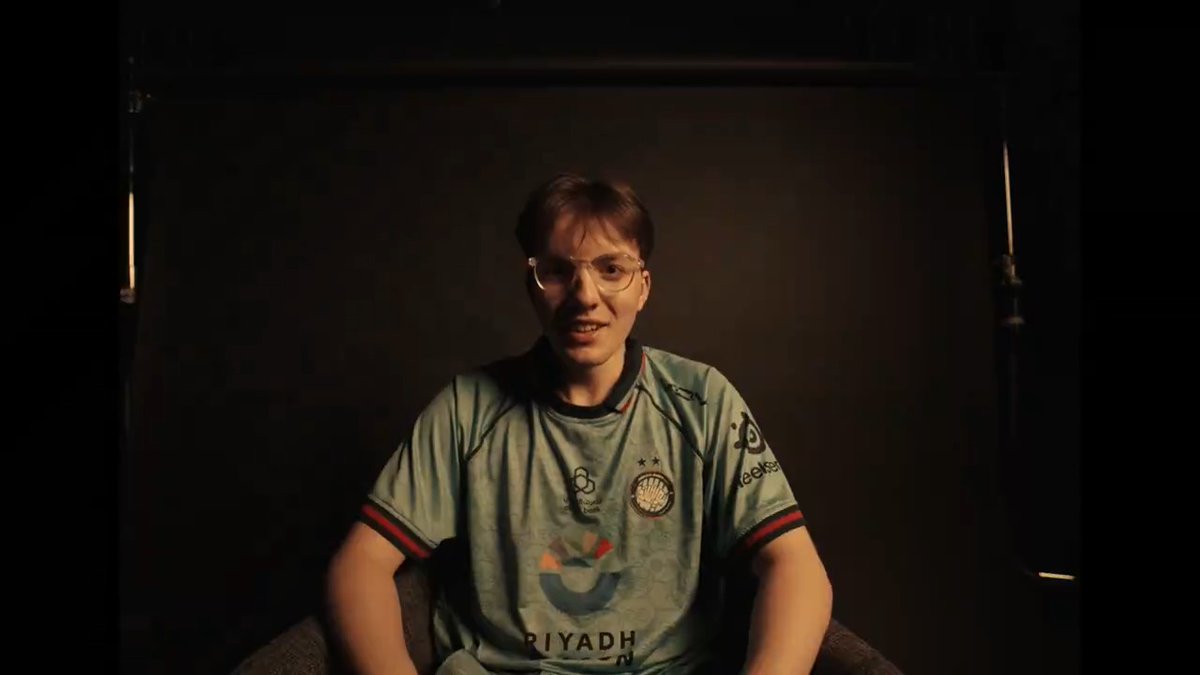It means more than you can imagine. Apex Legend EWC starts tomorrow. 🧠 اقل من ٢٤ ساعة على بداية كأس العالم لإيبكس ليجندز دعمكم يفرق معنا 🩷 Enemy Crook NMSS Albralelie #EWC2025 #TwistTheGame