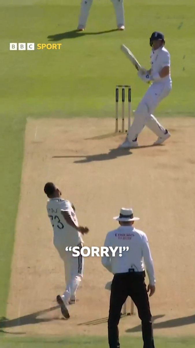 The overhead camera pulled into Joe Root's vision *just* as Mohammed Siraj was about to bowl. Things got heated. 😬 #ENGvIND