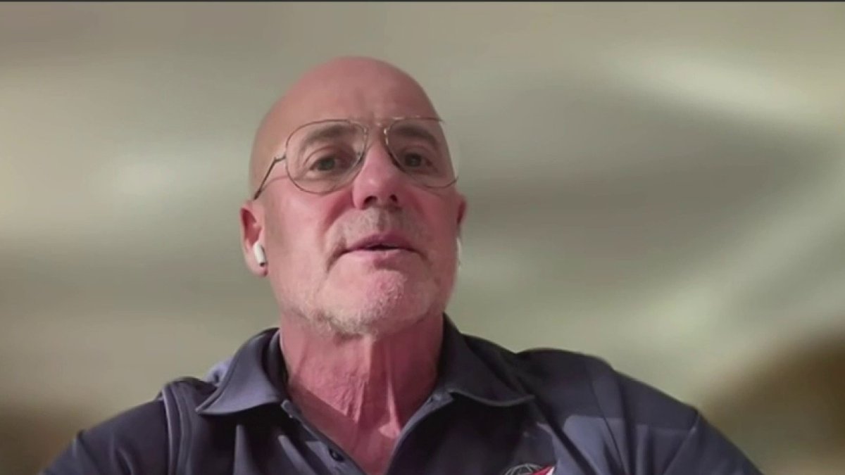 "On avait une opportunité de stopper le commanditaire de la déstabilisation et des conflits autour d'Israël, on ne l'a pas fait. Ce qui se passe en Israël aujourd'hui se propage en Europe" Pierre Martinet, ancien agent du service action de la DGSE, dans #LePrime