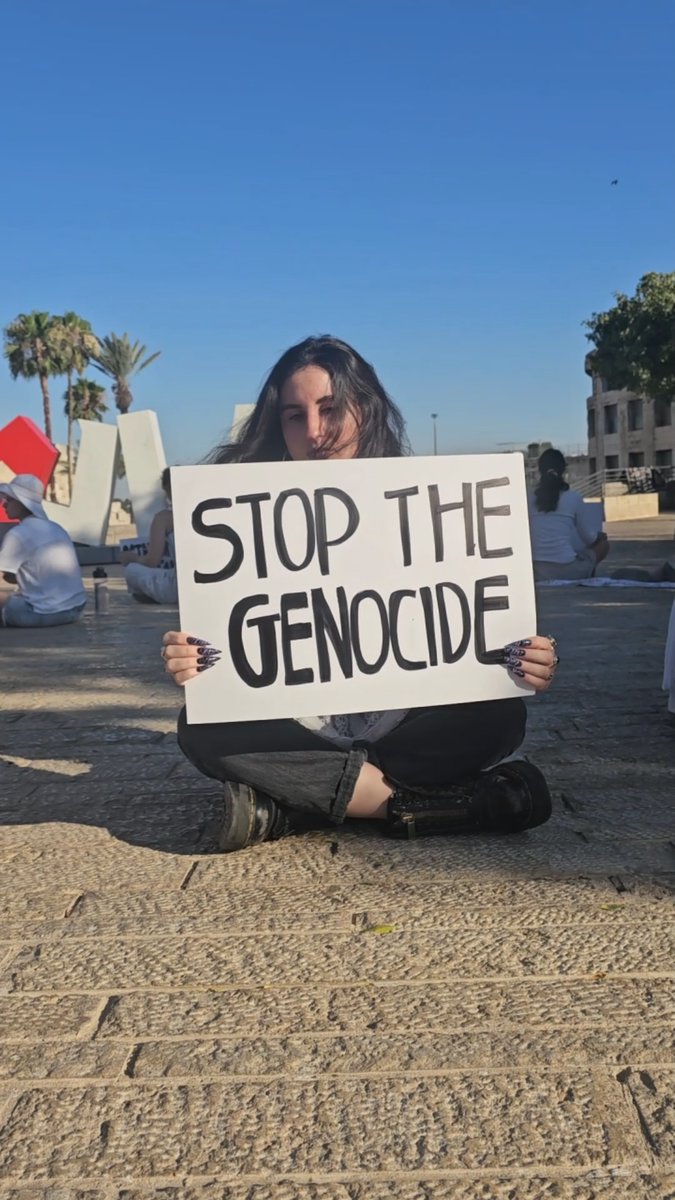 Today in Jeruslame: Activists held a women sit-in, protesting the ongoing genocide. They stayed firm while facing threats from facists.