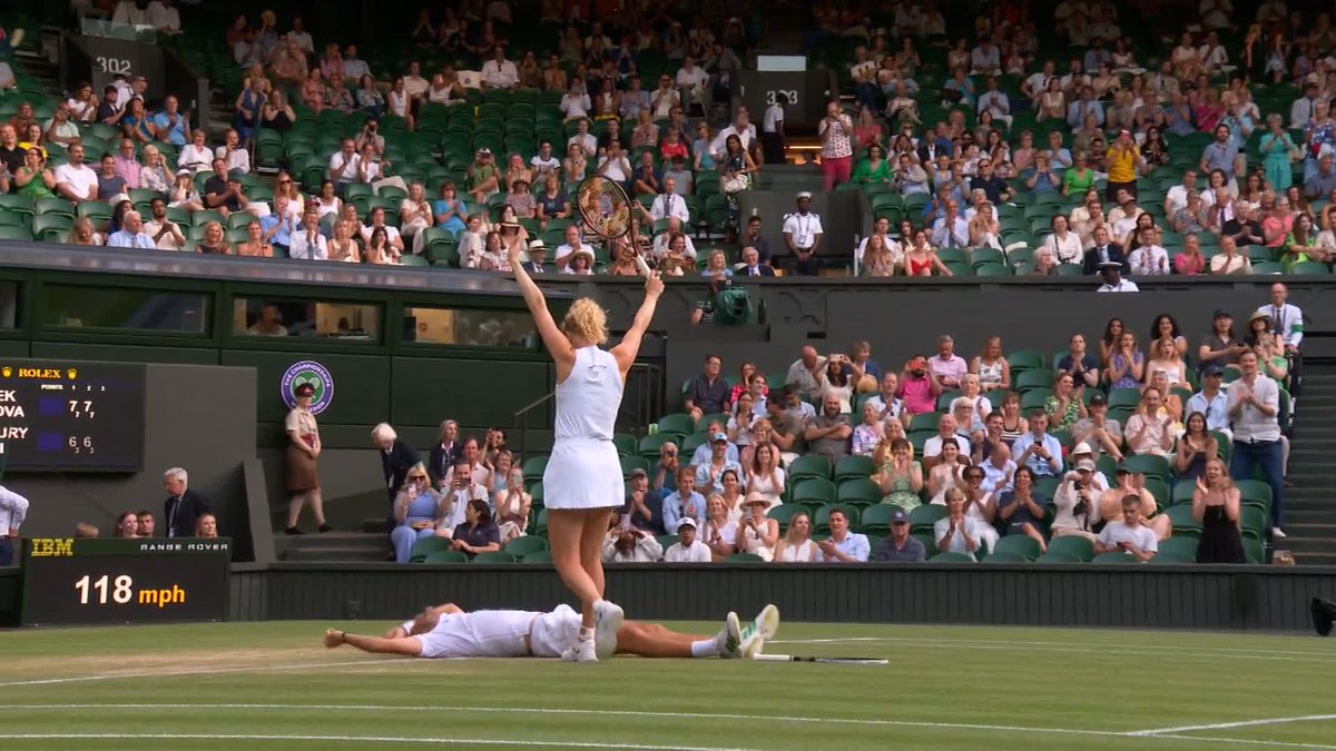Sem Verbeek and Katerina Siniakova are the Mixed Doubles Champions of 2025! 🏆 The pair claim their first title together with a stunning 7-6(3), 7-6(3) win over Joe Salisbury and Luisa Stefani on Centre Court 👏 #Wimbledon