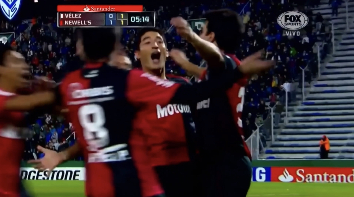 Día 40 poniendo un gol de Newell's hasta el debut. Golazo de Casco, para la remontada en octavos de final de la copa libertadores 2013 vs Velez.