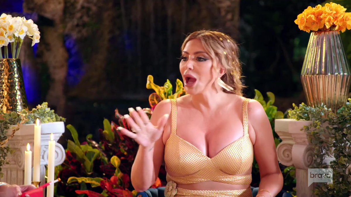 #RHOM Season 7, Episode 6 SNEAK PEEK. All new, Wednesday 9/8c on @Bravotv. (Source @Bravotv NBCUniversal)