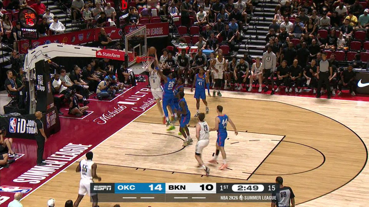 Grant Nelson throws one down through the contact 💪