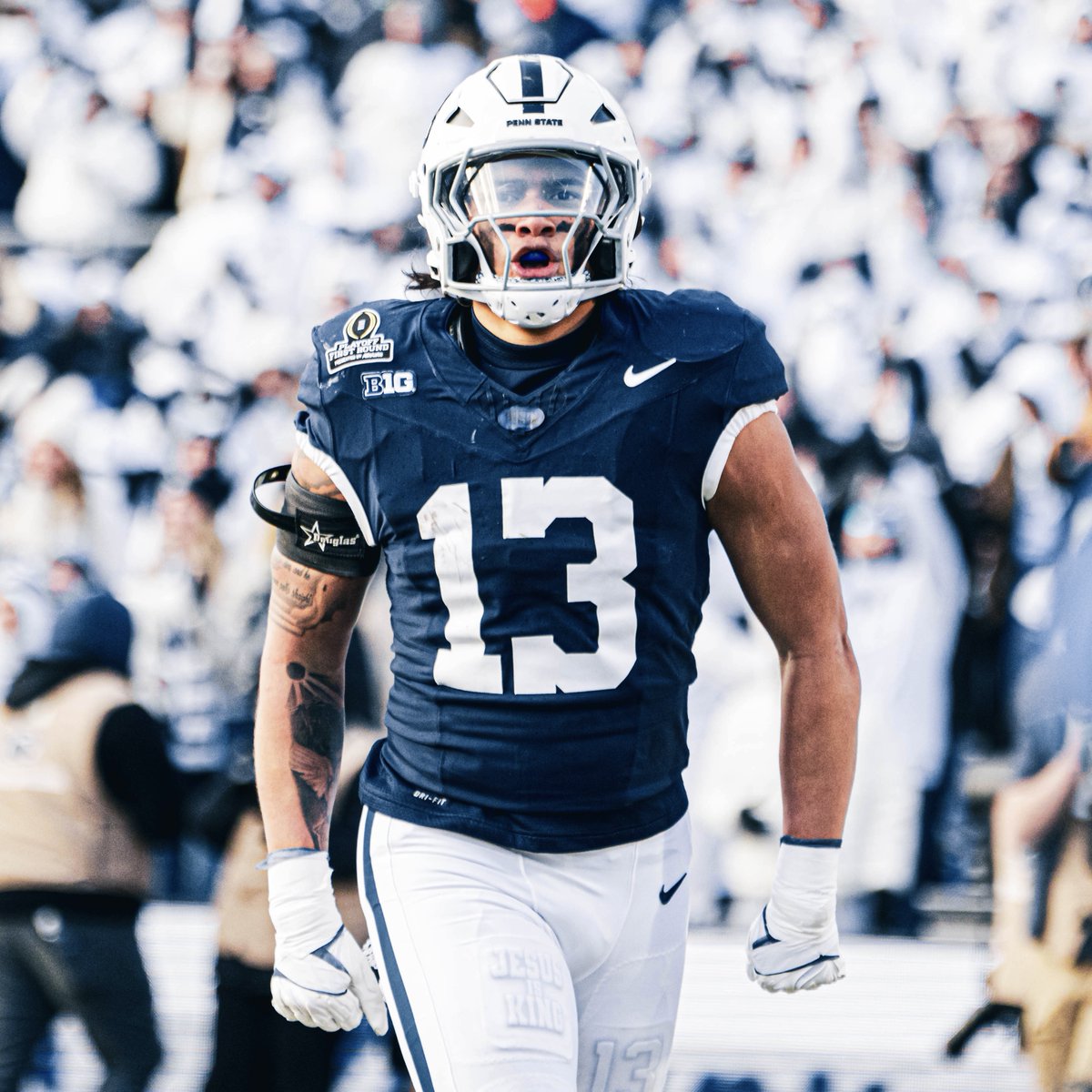 LB Tony Rojas (Tony Rojas) → Fairfax, VA → Fairfax HS Football → 6’2” / 230 lbs. #WeAre