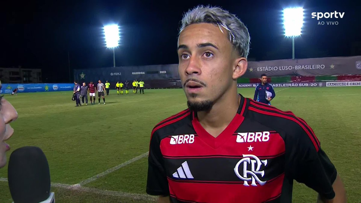 “Todo jogador é assim: só fica feliz quando joga. Vou procurar conversar com o Filipe. Minha vontade é ficar, eu jogo no Flamengo desde os 12 anos.” 🎙️ Matheus Gonçalves, autor de 2 gols contra o Botafogo, pelo Brasileirão sub-20. 🎥 sportv | ge
