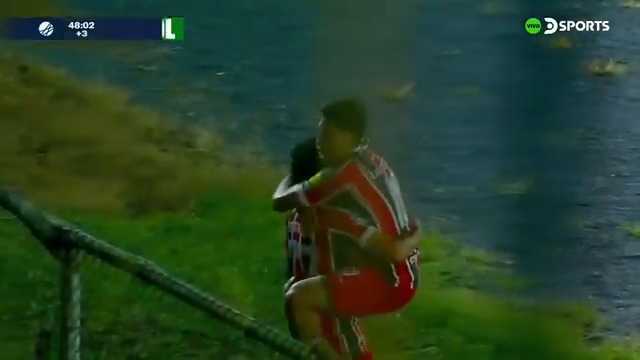 Y AHORA GOLAZO OLIMPICO JAJA ME VUELVO LOCO VIVA LA COPA ECUADOR