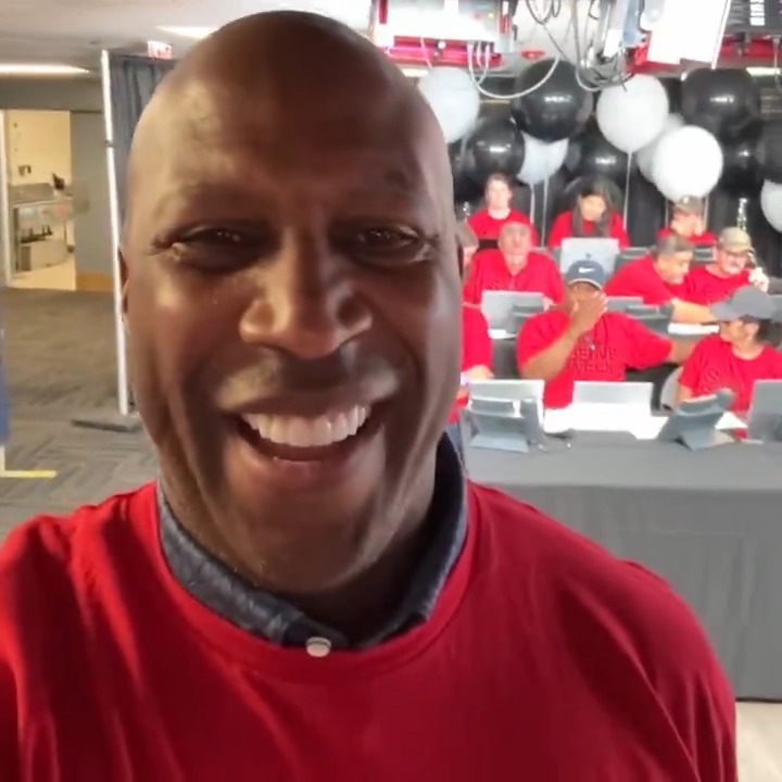 You heard the 2005 World Series MVP!