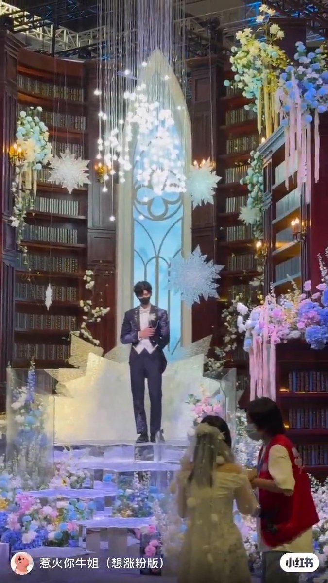 Zayne waiting for you at the Fractal Library, it’s too beautiful 😭 #LoveandDeepspace