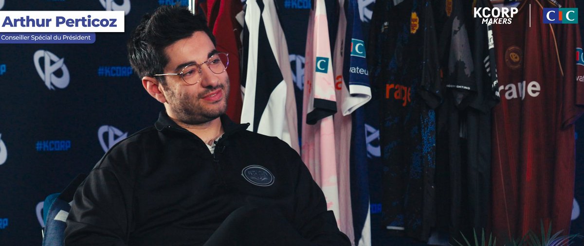 ✨Nouvelle saison de KCORP Makers présenté par le CIC. Dans ce 1er épisode, GEN1US interviewe Arthur Perticoz sur l'importance du merchandising à la Karmine Corp et sa spécificité par rapport aux autres clubs esport. 🎙️L'ITW en entier :