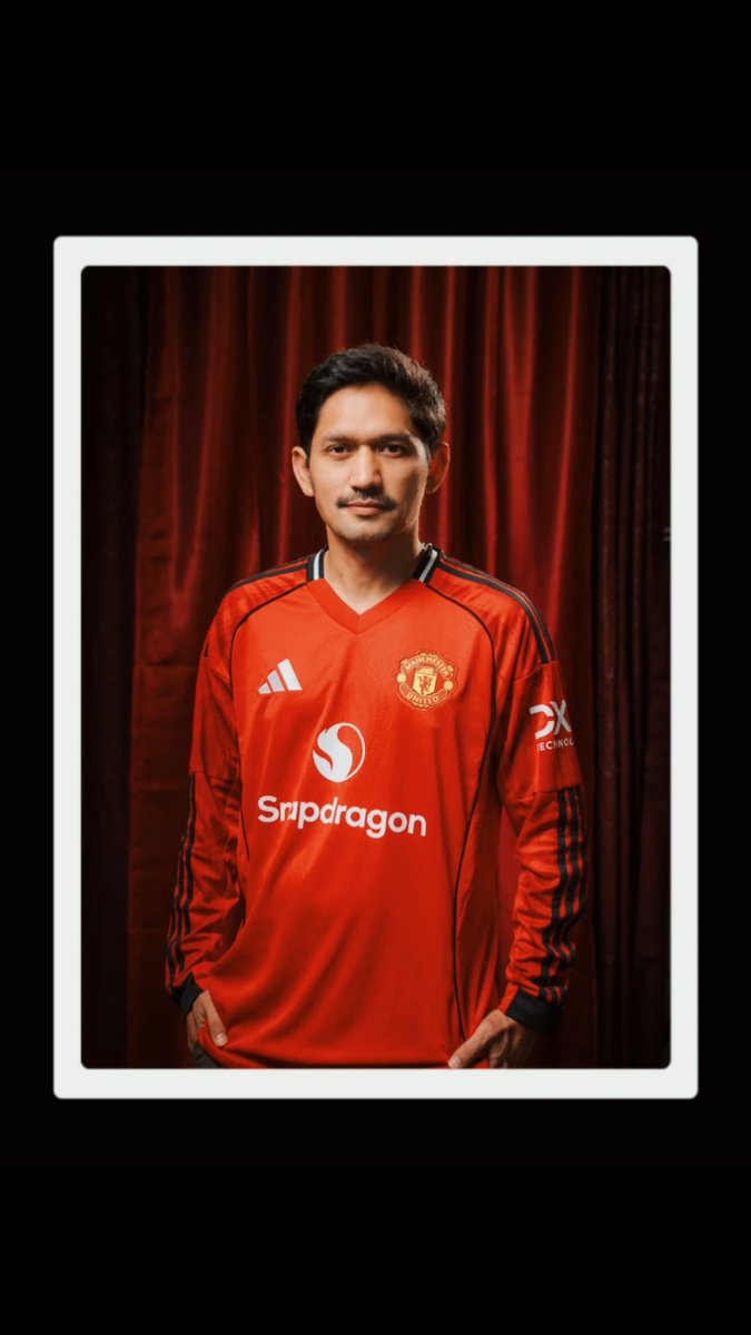 🔴 Menyala United! 🔥 Yuk absen yang sudah punya jersey baru, biar menyala seperti mereka! ☝️