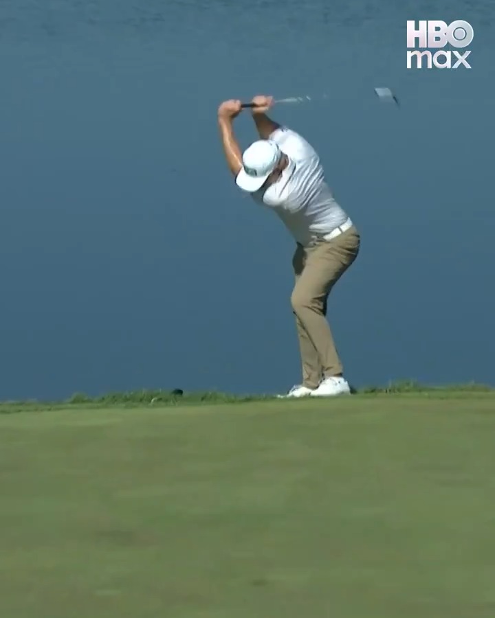 "Oj, oj. Dålig dag på jobbet för Skinns" 😬 David Skinns tappade humöret på 15:e hålet. 📲 Se ISCO Championship på HBO Max