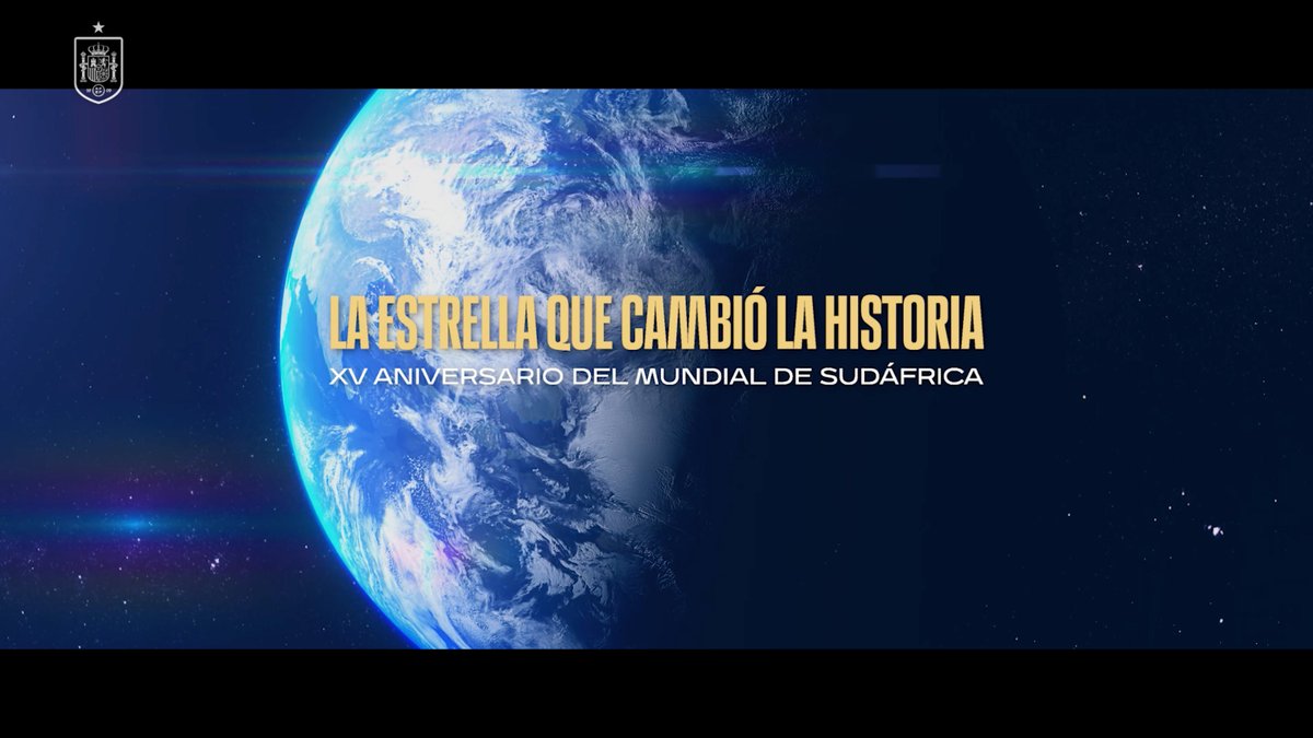 𝗥𝗘𝗖𝗨𝗘𝗥𝗗𝗢𝗦 𝗖𝗢𝗡 ⭐️ Han pasado 15 años ya desde que unos cuantos hilos dorados se unieron en forma de estrella sobre el escudo. Hoy, en este aniversario tan especial, personalidades muy destacadas de nuestro país nos cuentan cómo vivieron la gran final. #VamosEspaña